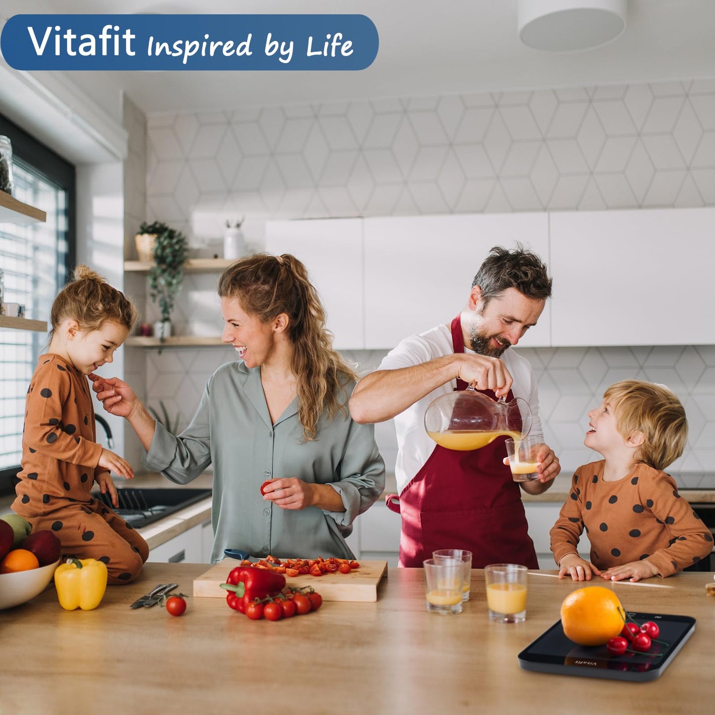 Vitafit 15kg Küchenwaage, Genauigkeit 1g durch Unser Professionelle Waagenfabrik Seit 2001,LFGB-Zulassung Waage Küche Digital zum Kochen und Backen, Große Plattform 215x180mm, 3 AAA-Batterien, Schwarz